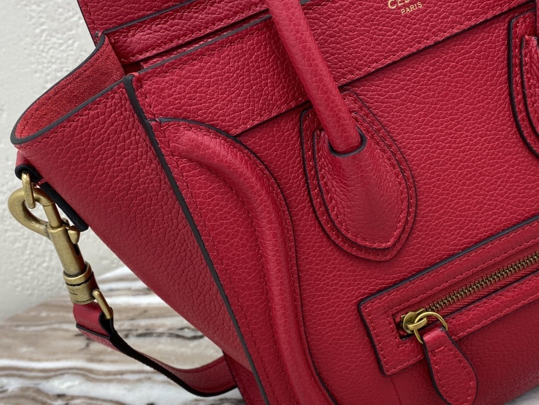 BOLSO LUGGAGE NANO DE PIEL MARTILLADA CELINE - Imagen 7