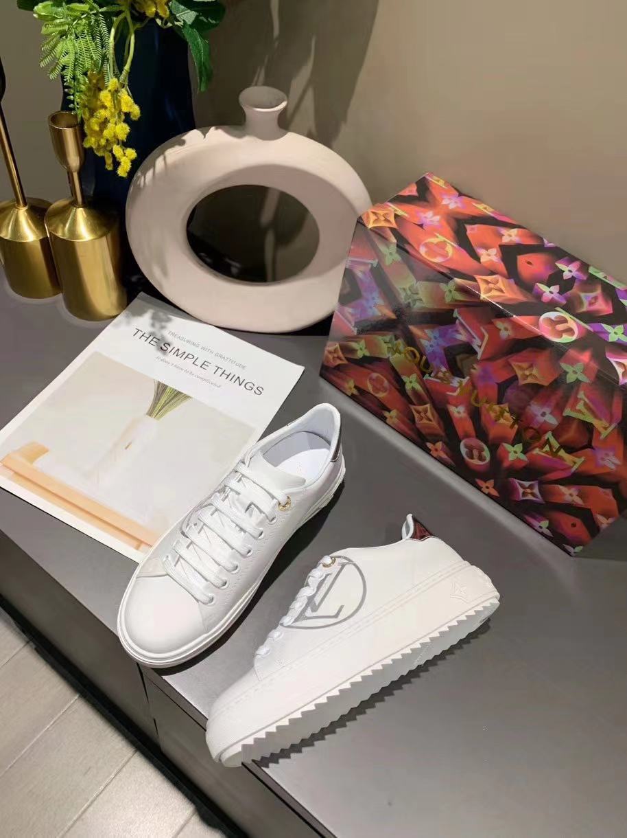 ZAPATILLA DEPORTIVA TIME OUT Louis Vuitton - Imagen 4
