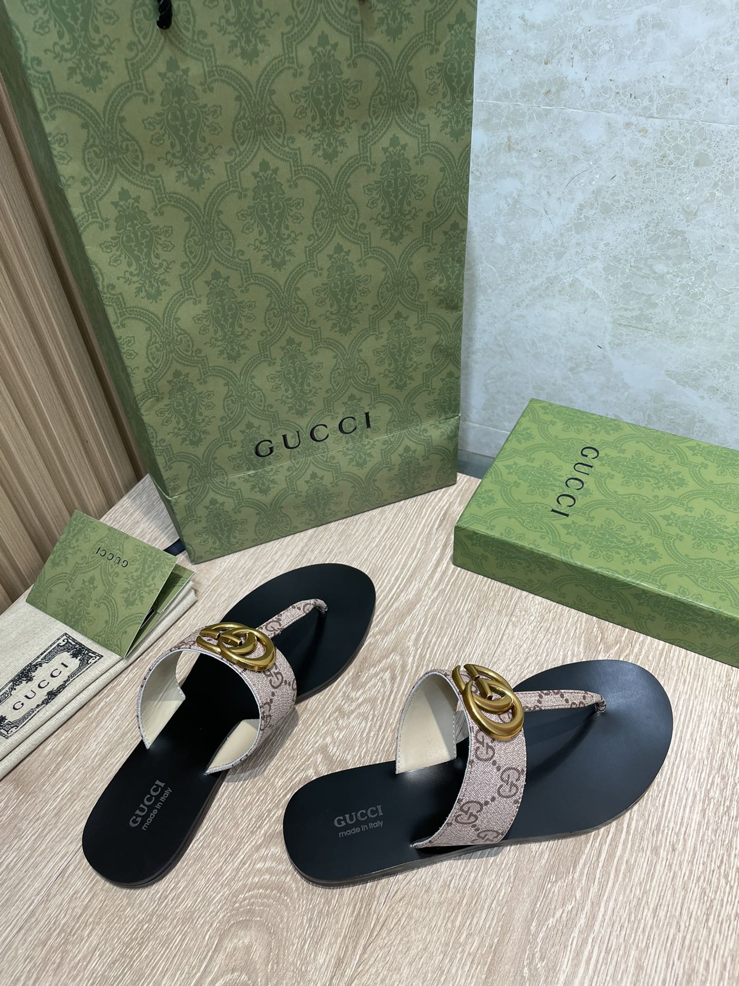Chancla con Doble G Gucci - Imagen 7