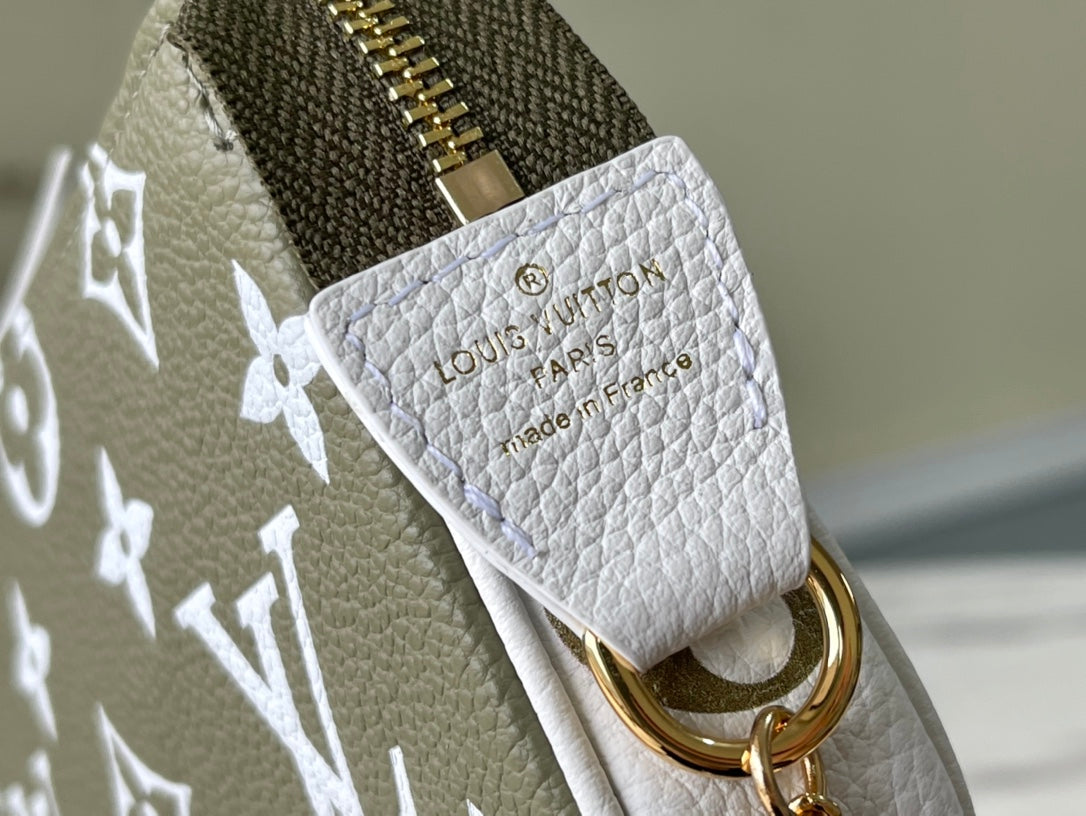 CARTERA DE MANO MINI POCHETTE ACCESSOIRES Louis Vuitton - Imagen 2