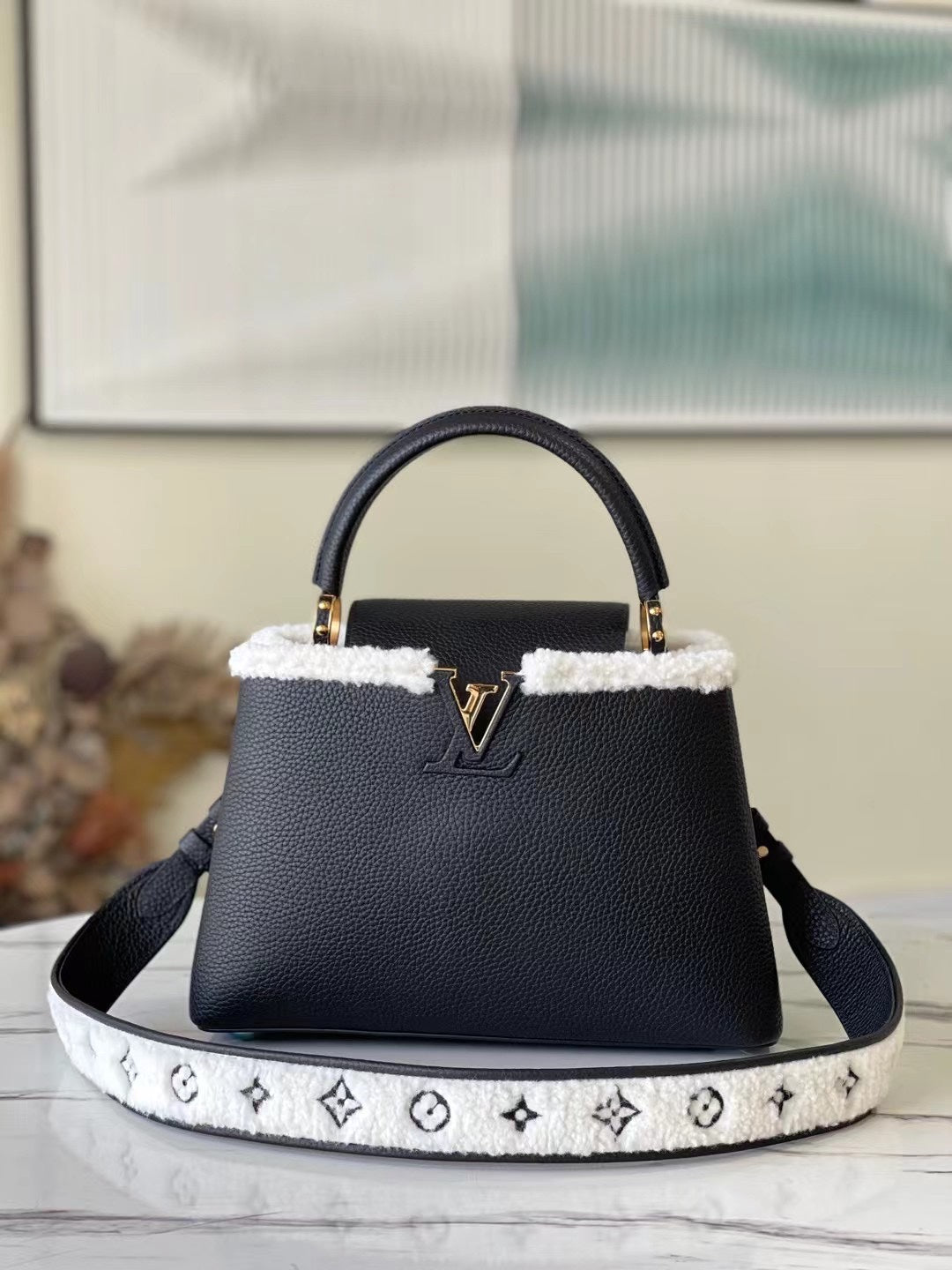 BOLSO CAPUCINES MM Louis Vuitton