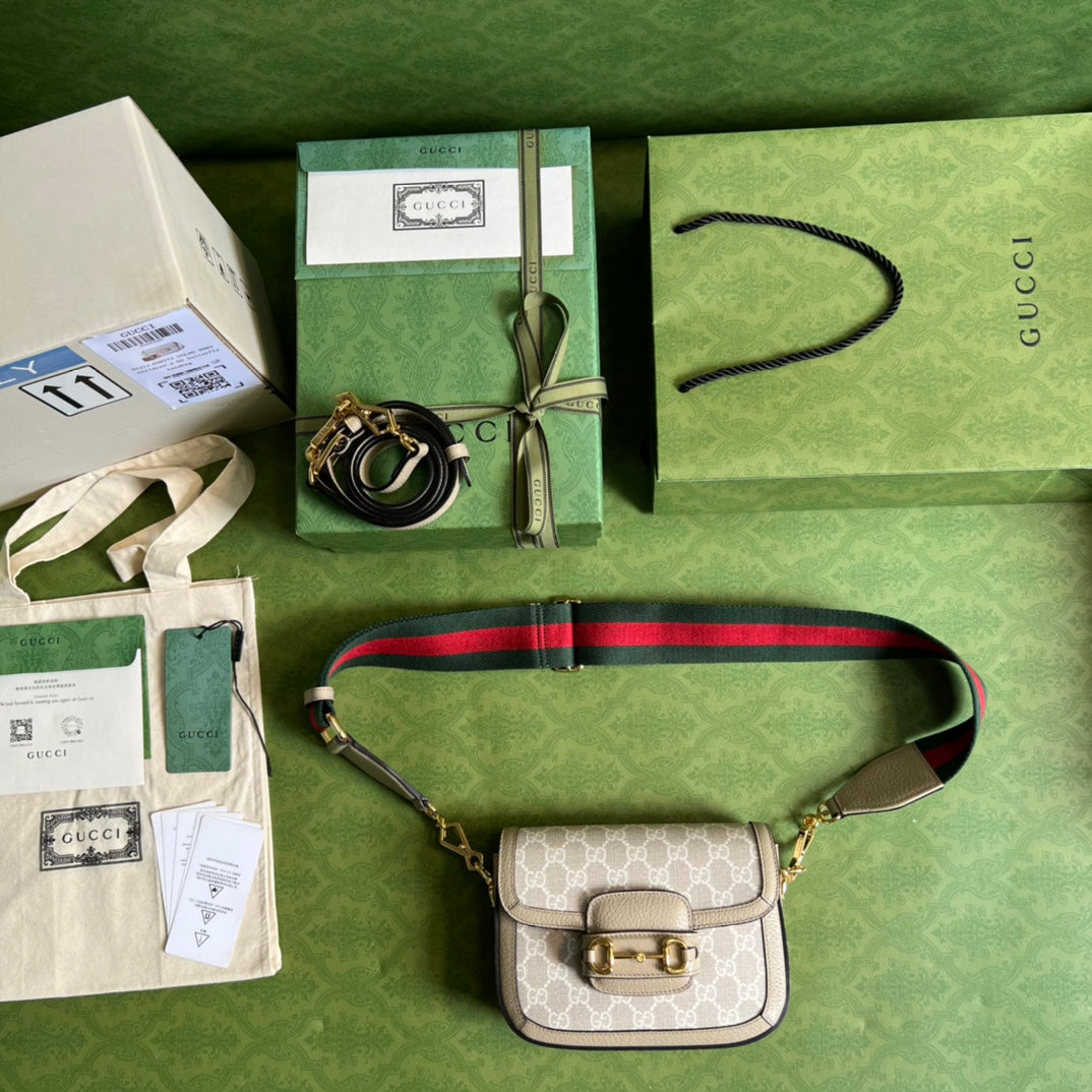 Minibolso Gucci Horsebit 1955 con GG