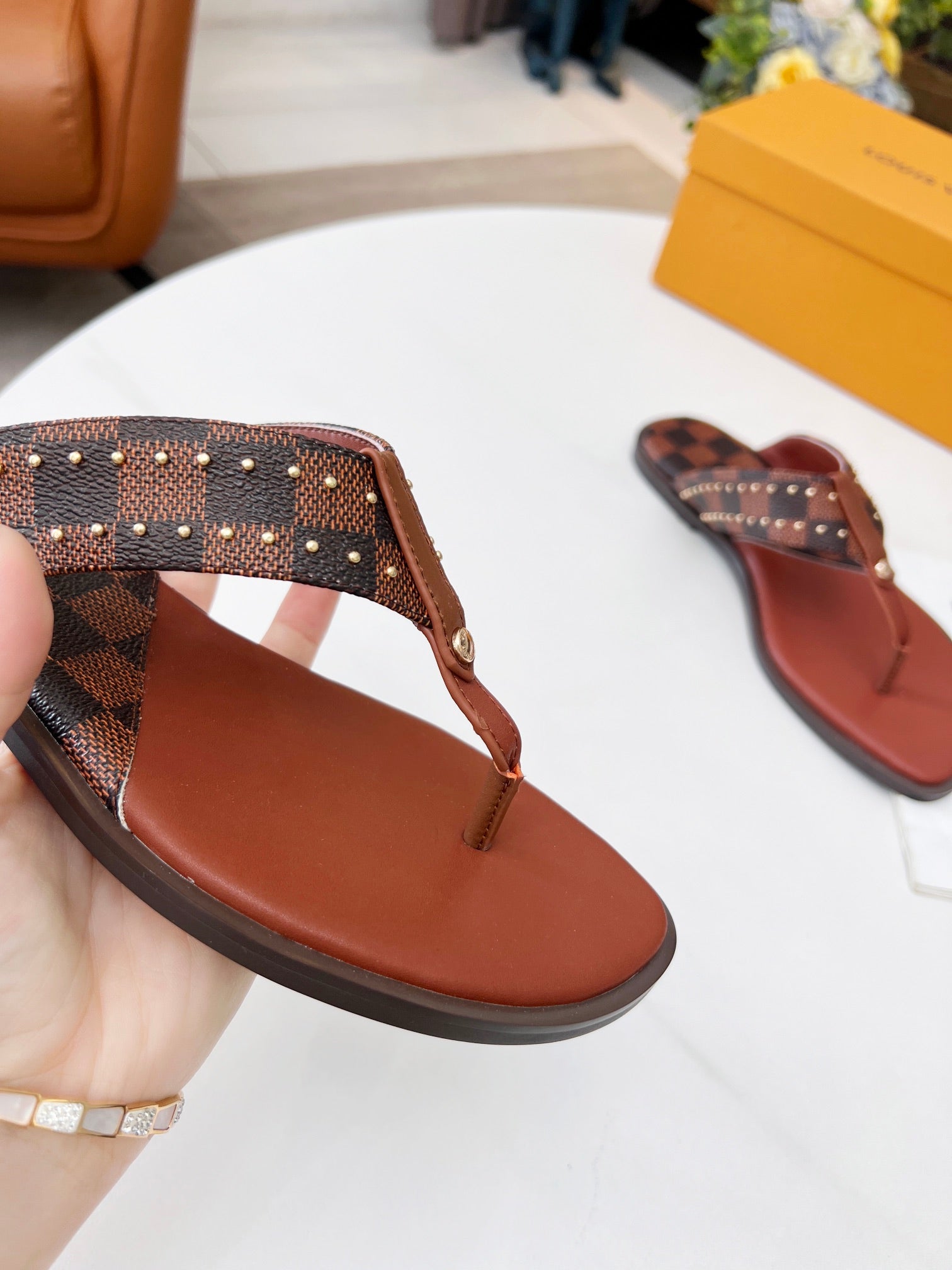 Sandalia plana Sunny Louis Vuitton - Imagen 8