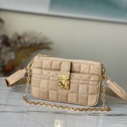BOLSO POCHETTE TROCA LOUIS VUITTON