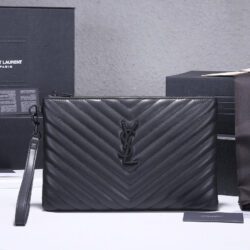 FUNDA PARA TABLETA MONOGRAMA DE PIEL ACOLCHADA YSL