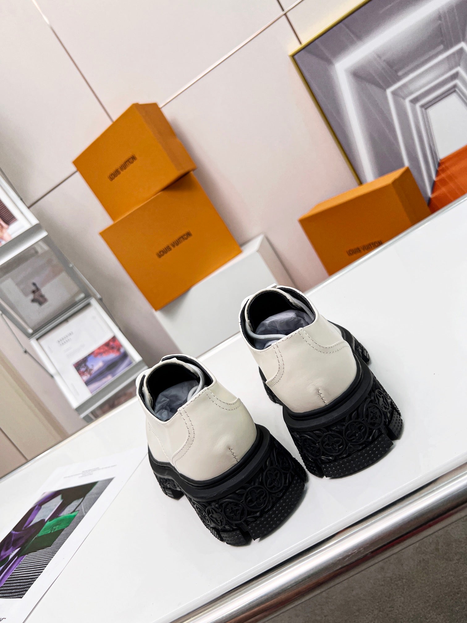 Mocasín Charol Baroque Louis Vuitton - Imagen 6