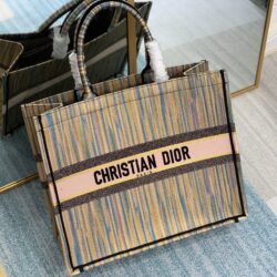 BOOK TOTE PEQUEÑO DIOR