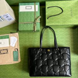 Bolso tote mediano de piel matelassé con GG Gucci