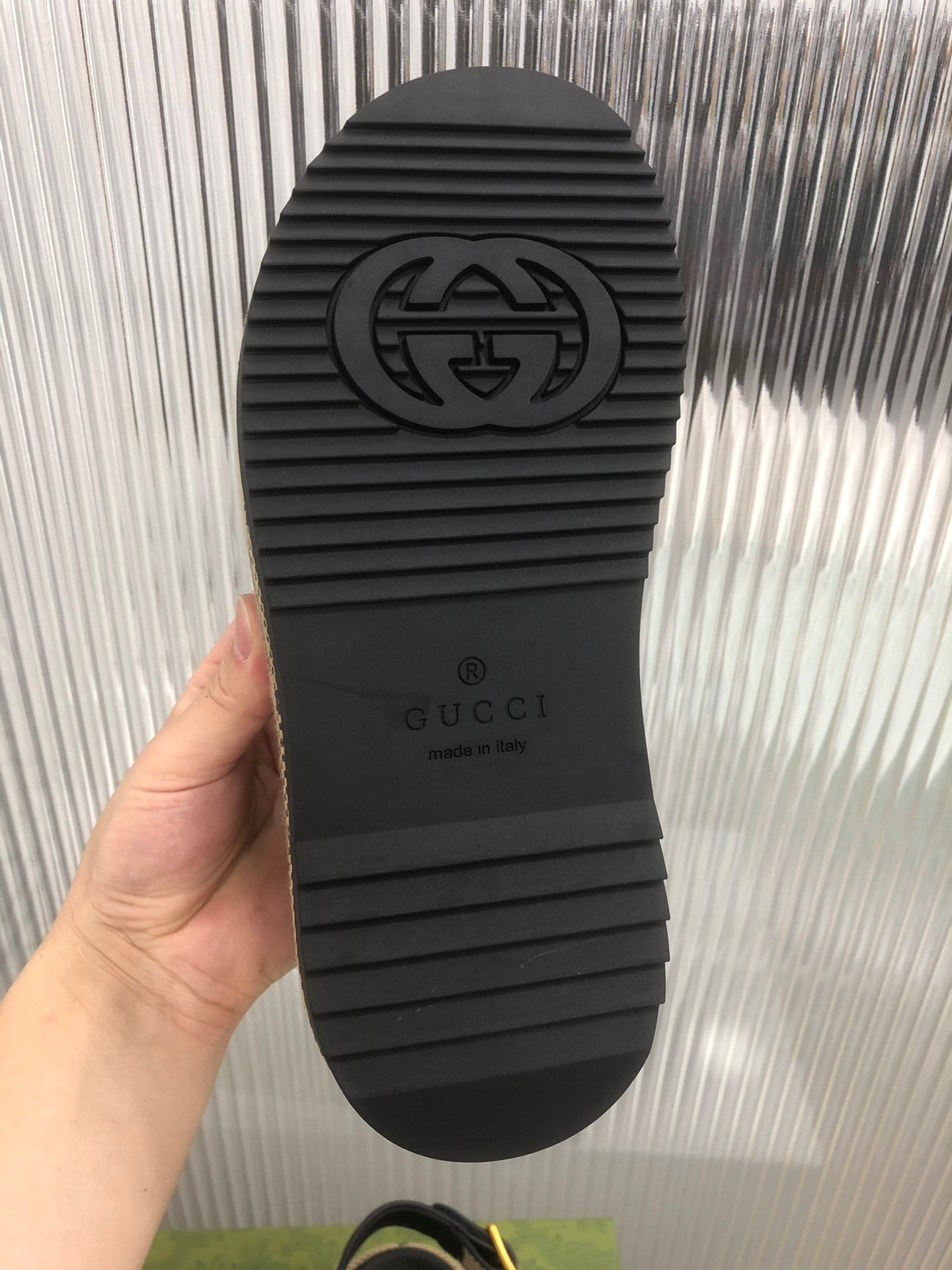 Sandalia con plataforma GG Gucci - Imagen 8