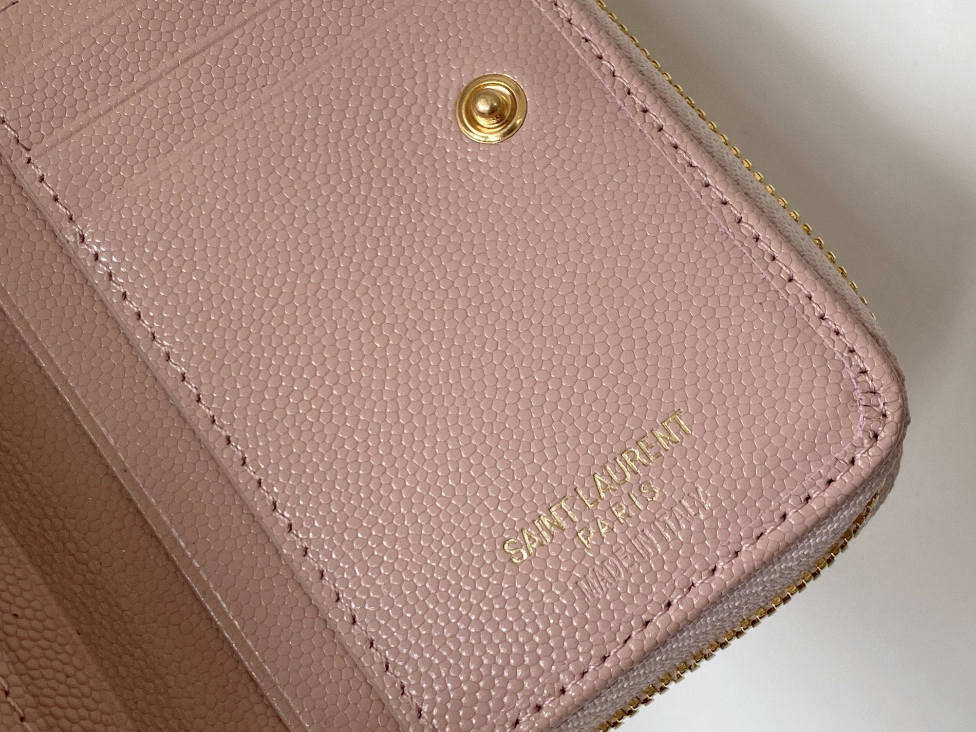 Cartera Monogram Compact de piel YSL - Imagen 5