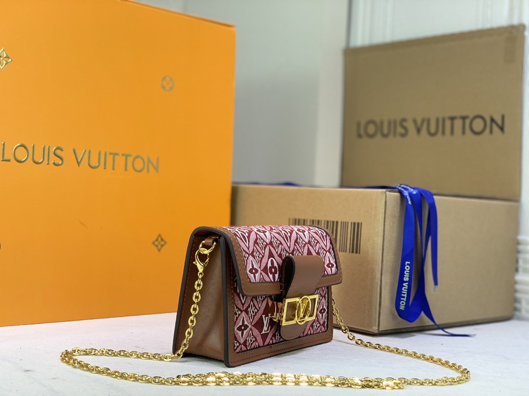CARTERA DAUPHINE CON CADENA Louis Vuitton - Imagen 4