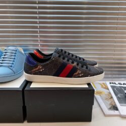 Zapatillas Ace con Tigre para Hombre GUCCI