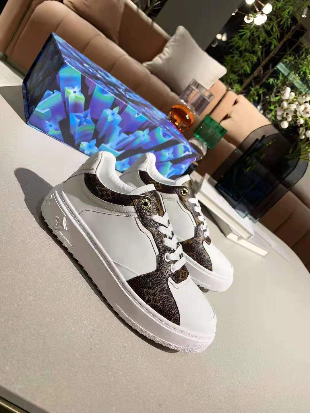 Zapatilla Time Out Louis Vuitton - Imagen 2