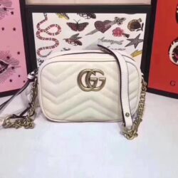 Minibolso GG Marmont de Matelassé GUCCI