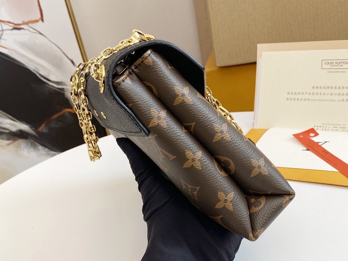Bolso Pallas Chain Louis Vuitton - Imagen 3