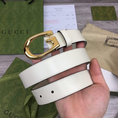 Cinturón con hebilla de G Gucci - Imagen 3