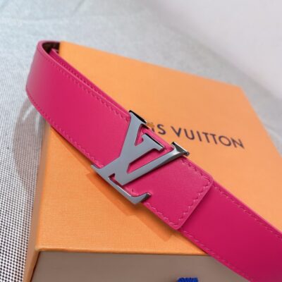 CINTURÓN REVERSIBLE LV ESCALE LV INITIALES DE 30 MM LOUIS VUITTON - Imagen 4