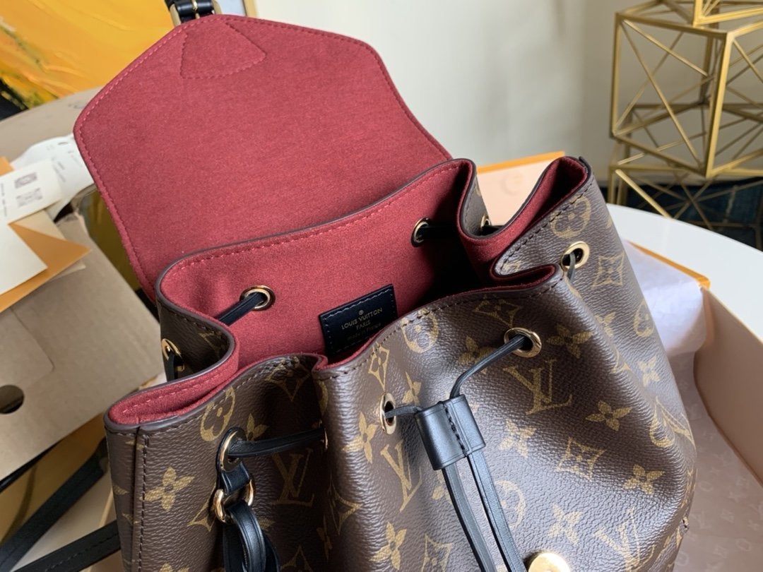 MOCHILA MONTSOURIS PM Louis Vuitton - Imagen 7