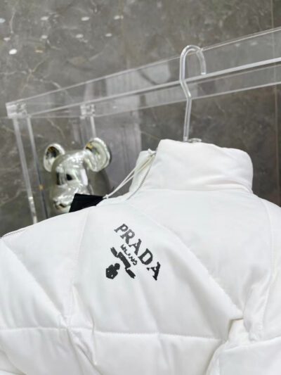 Chaqueta de Plumón Re-Nylon Prada - Imagen 5