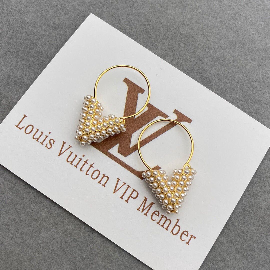 Pendientes Essential V Louis Vuitton - Imagen 6