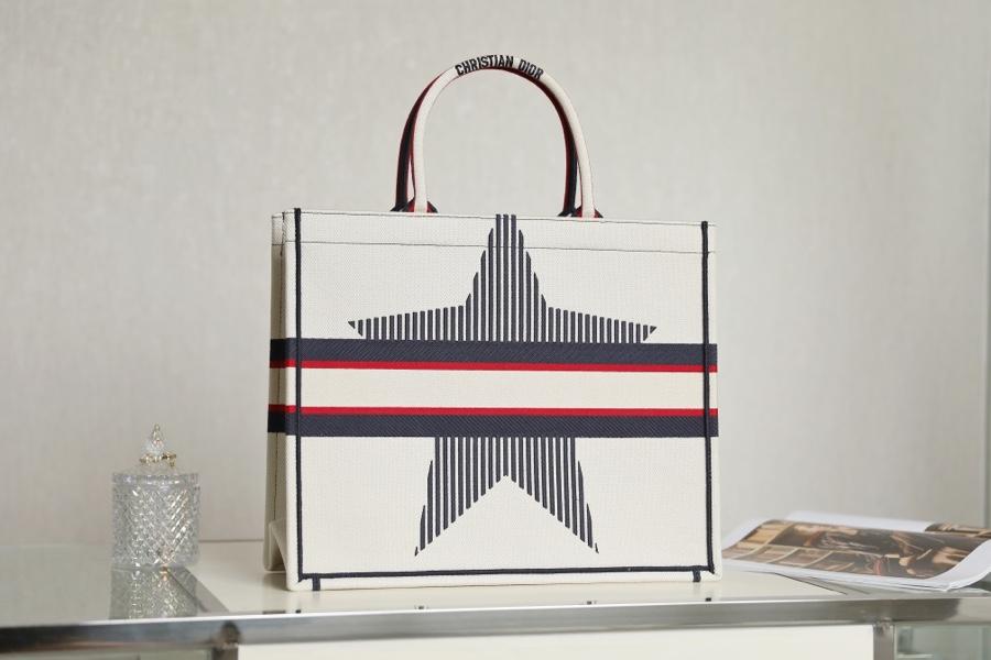 DIOR BOOK TOTE DIORALPS - Imagen 3