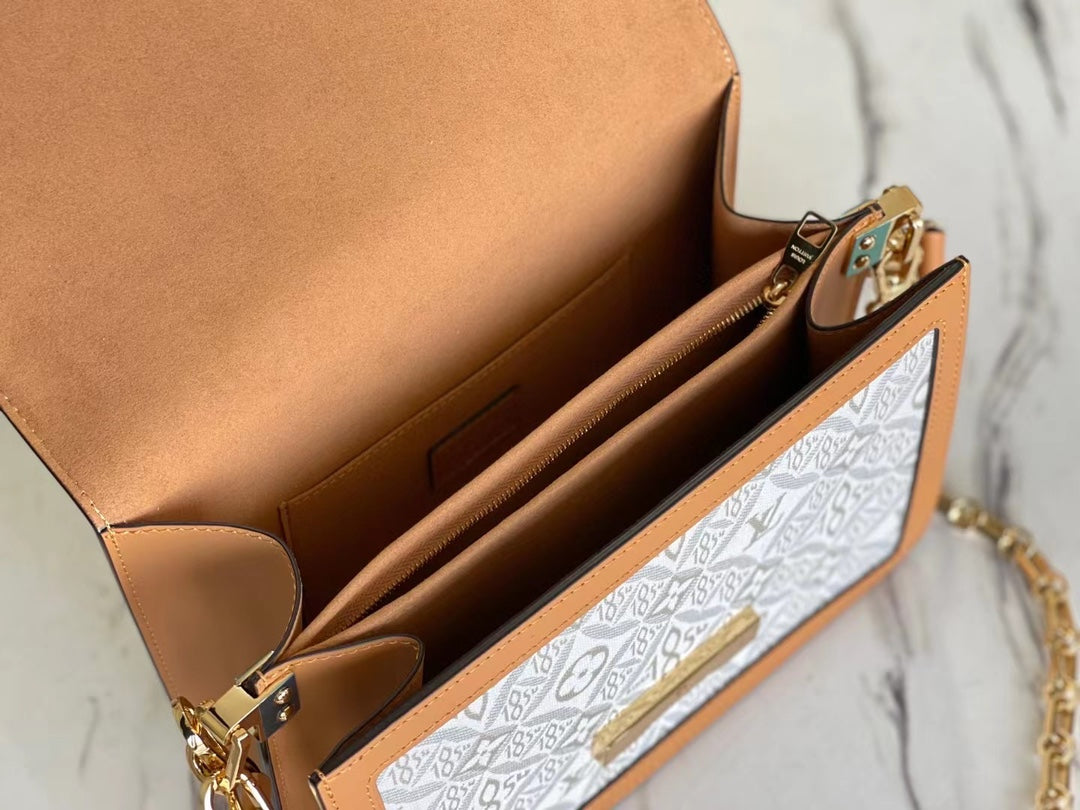 BOLSO DAUPHINE MM Louis Vuitton - Imagen 9