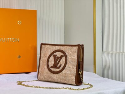 Cartera de mano Toiletry con cadena LOUIS VUITTON - Imagen 2