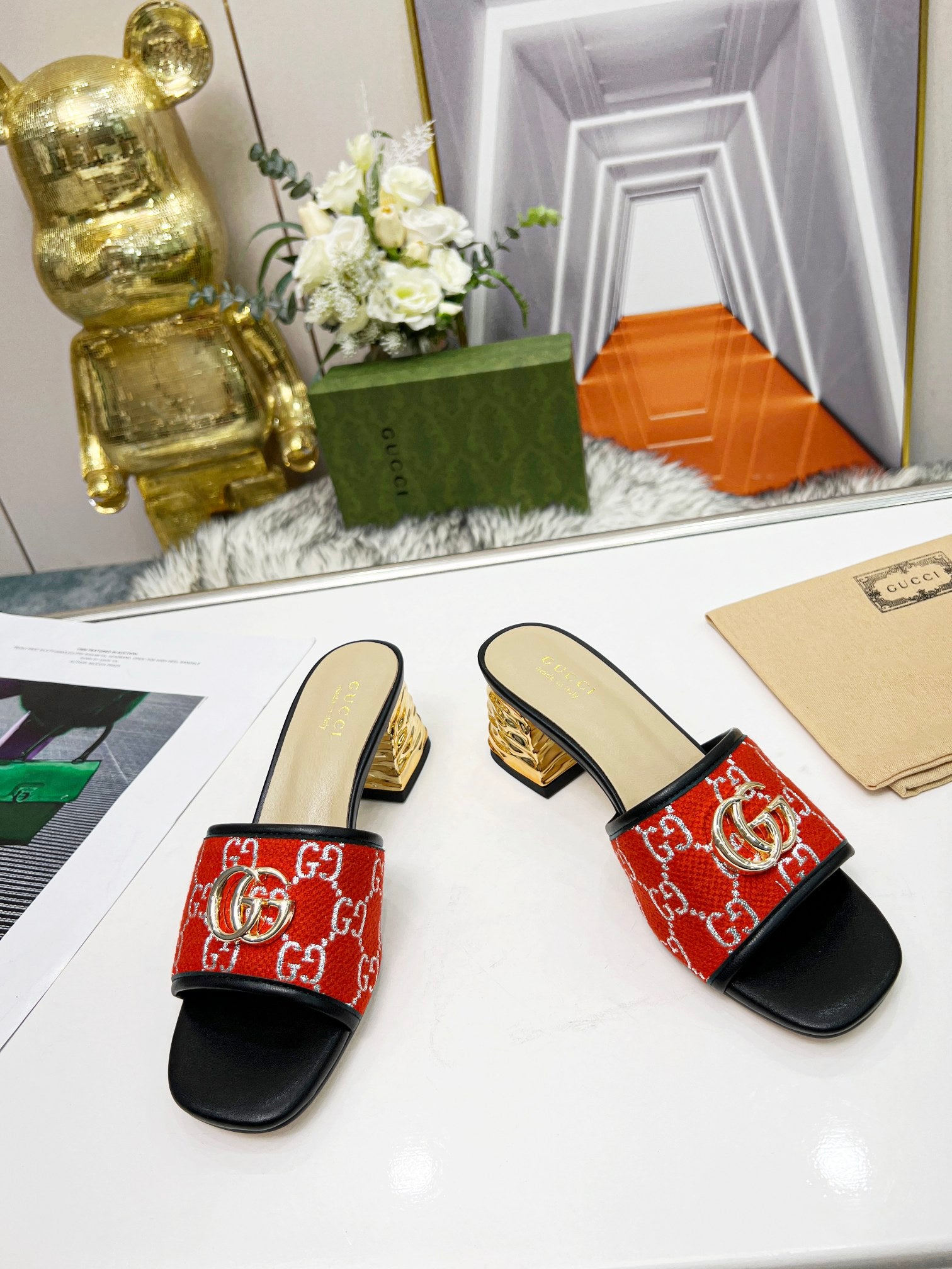 Sandalia tipo tacón con Doble G Gucci - Imagen 7