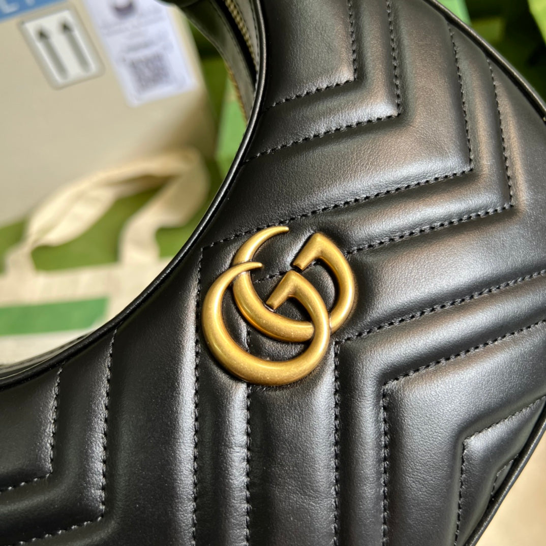 Minibolso con forma de media luna GG Marmont GUCCI - Imagen 5
