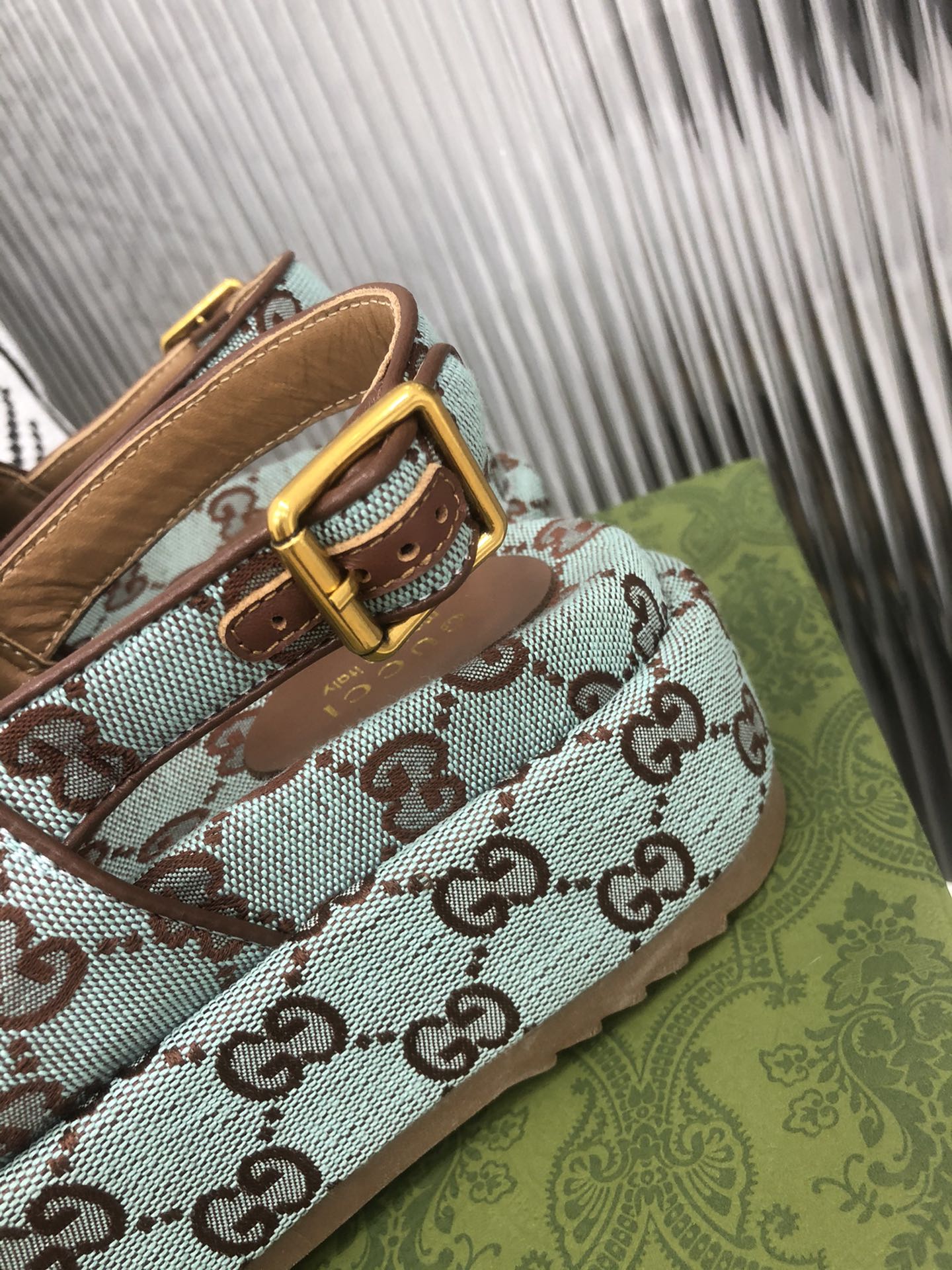 Sandalia con plataforma GG Gucci - Imagen 5