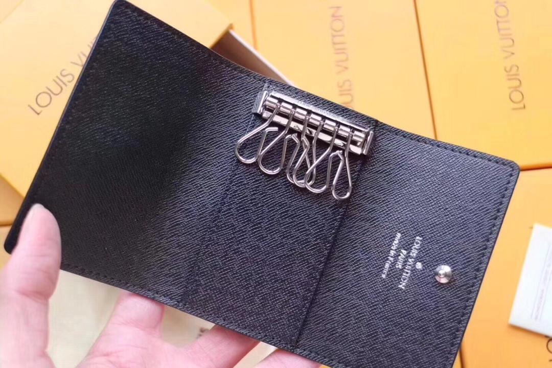 ESTUCHE PORTALLAVES 6 Louis Vuitton - Imagen 3