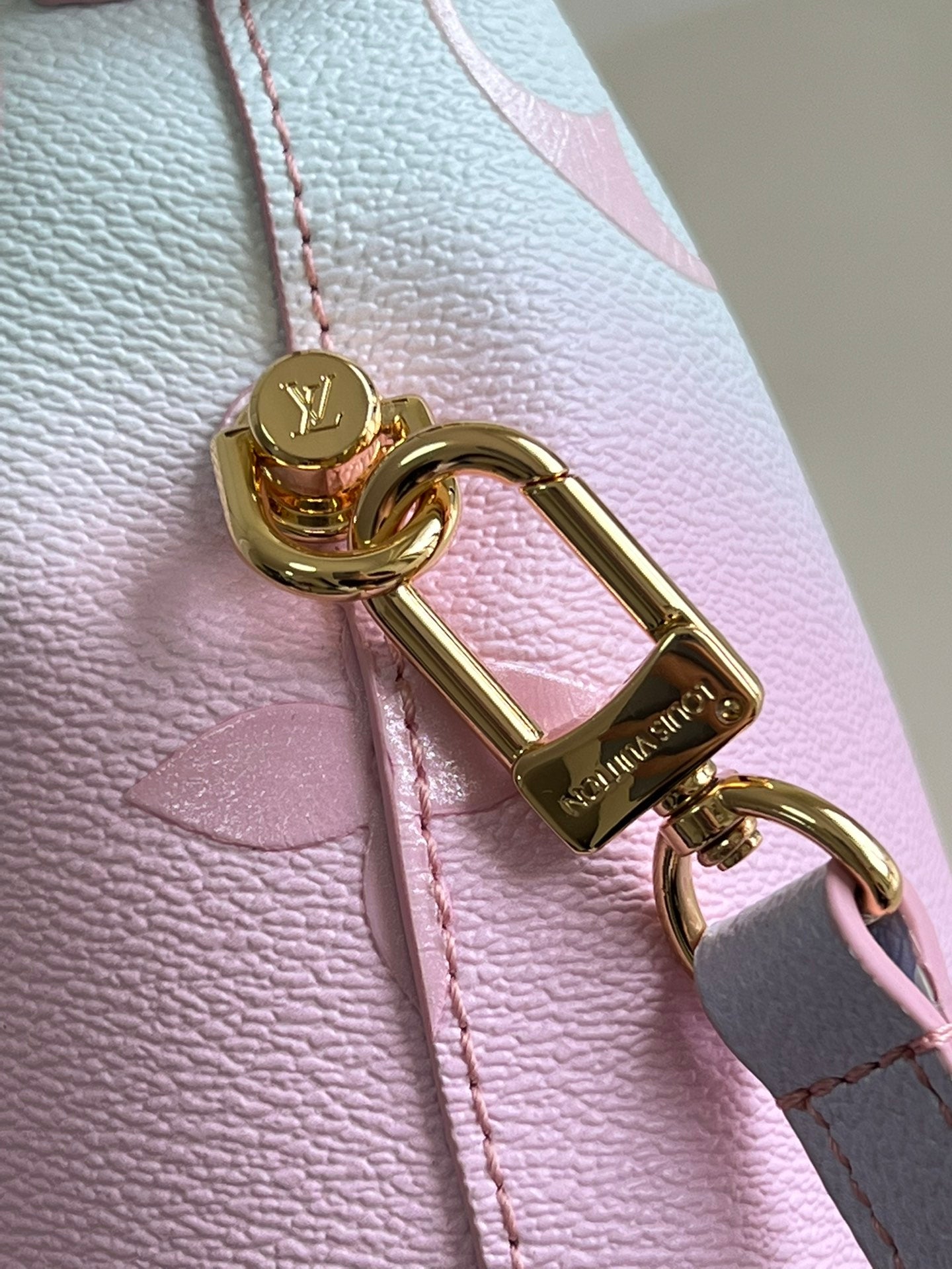 Bolso Marshmallow Louis Vuitton - Imagen 7
