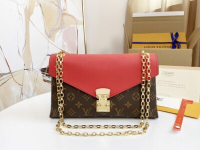 Bolso Pallas Chain Louis Vuitton