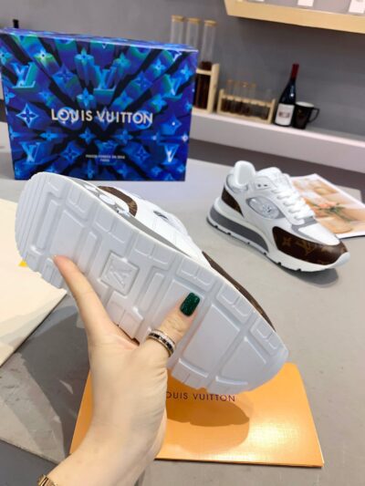 Zapatilla Run Away Louis Vuitton - Imagen 7