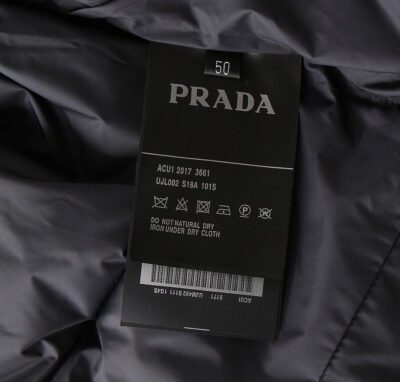 Chaleco Acolchado Re-Nylon Bolsillo Prada - Imagen 9