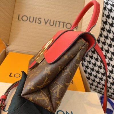 Bolso Locky BB Louis Vuitton - Imagen 8