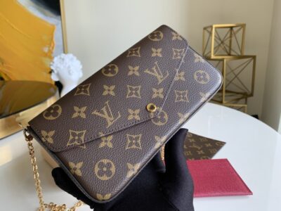 POCHETTE FÉLICIE  Louis Vuitton - KJ PLUS