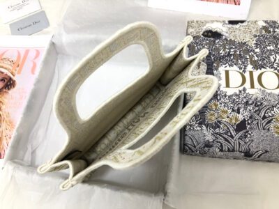 DIOR BOOK TOTE MINI - Imagen 8