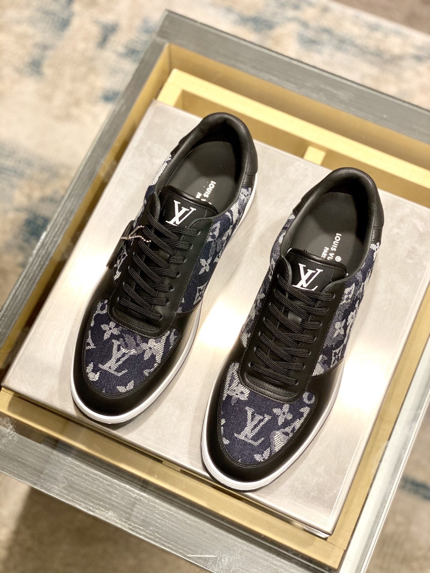 ZAPATILLA DEPORTIVA RIVOLI LOUIS VUITTON - Imagen 4