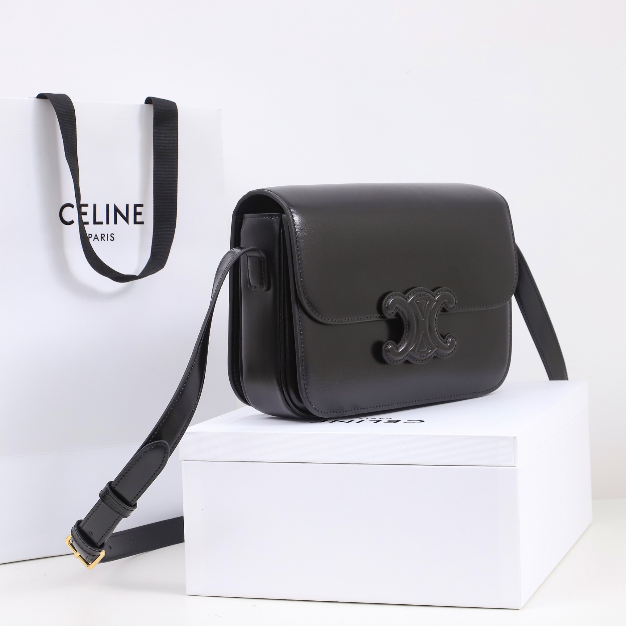 Bolso Triomphe Classique Celine - Imagen 2