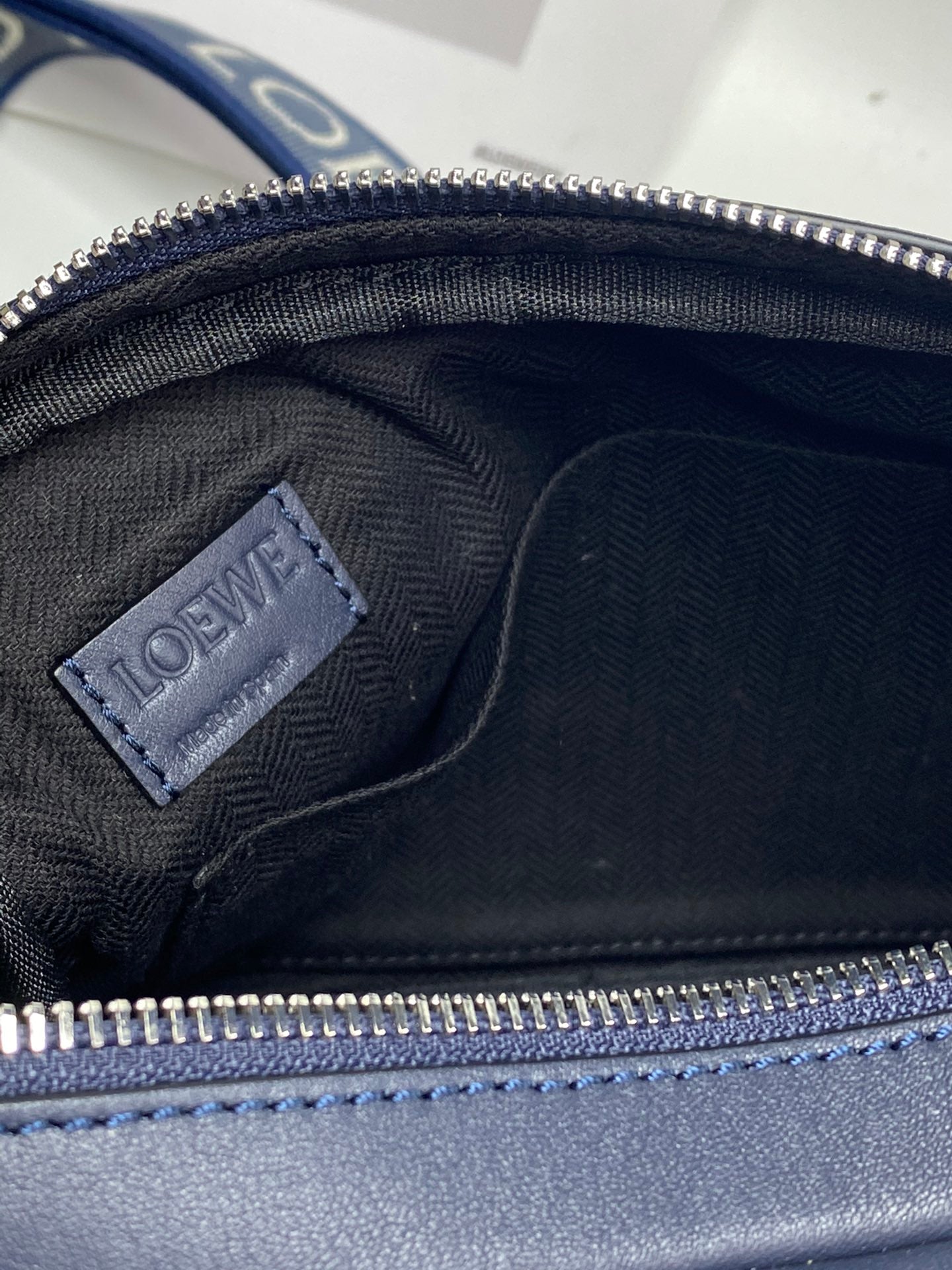 Bolso Military Messenger LOEWE - Imagen 9