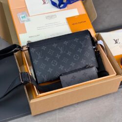 Cartera Gaston Louis Vuitton
