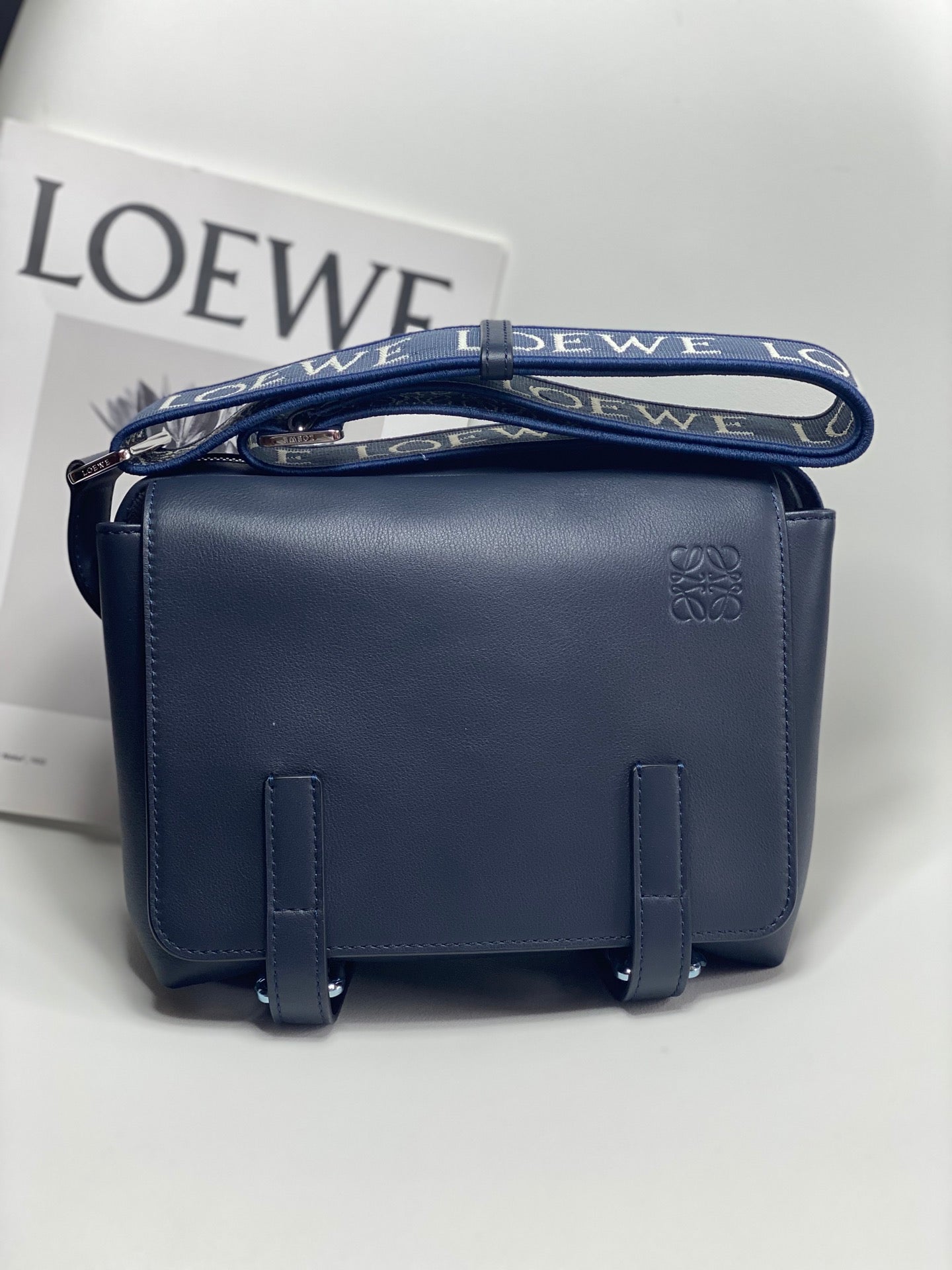 Bolso Military Messenger LOEWE