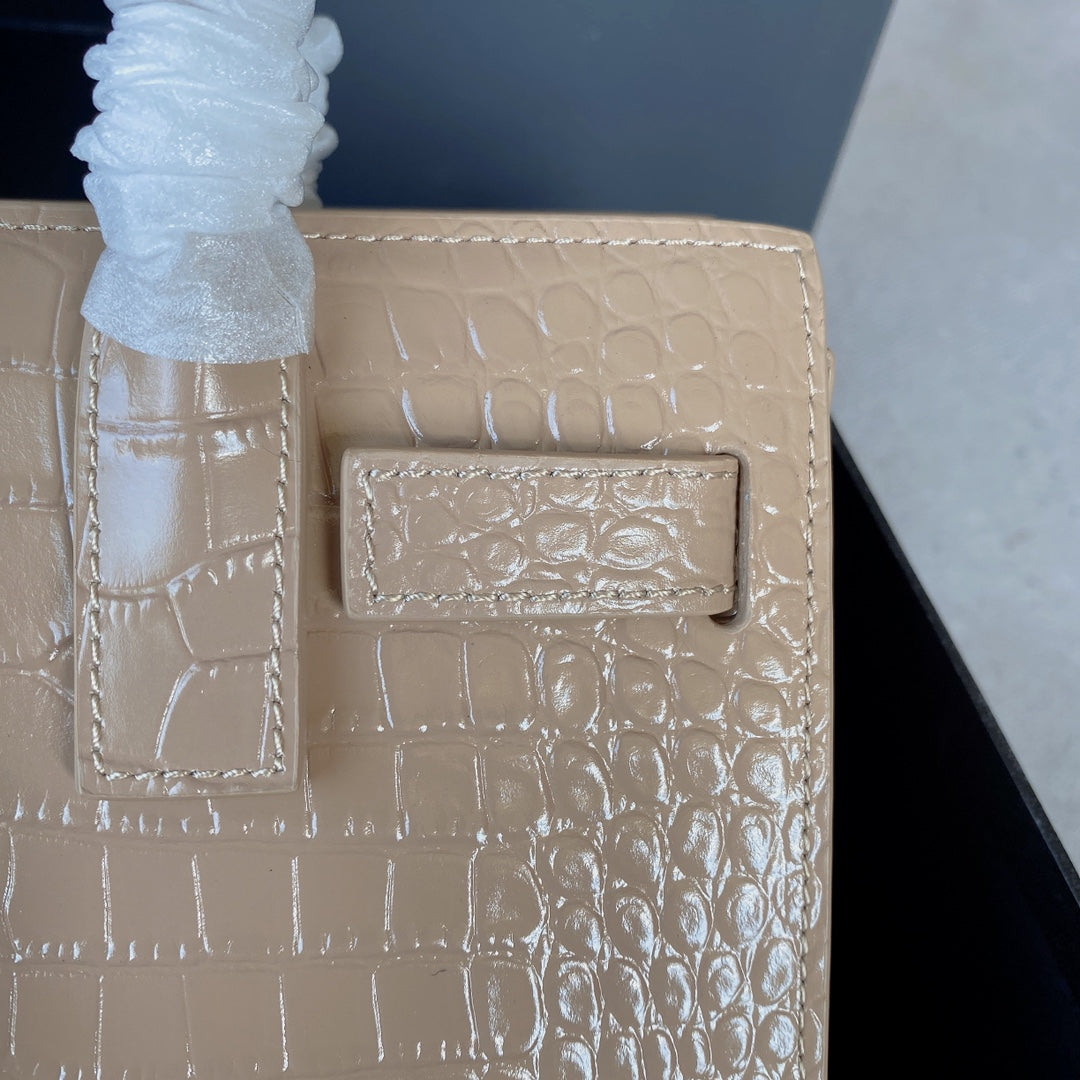 BOLSO NANO SAC DE JOUR YSL - Imagen 8