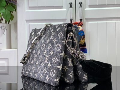 Bolso Coussin PM LOUIS VUITTON - Imagen 2