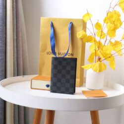 Funda de pasaporte LOUIS VUITTON