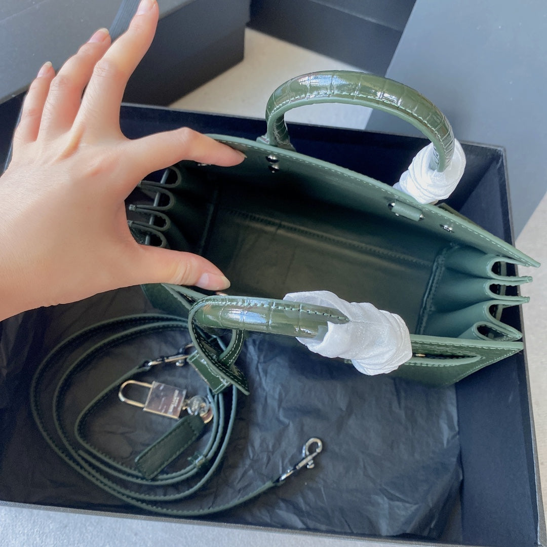 BOLSO NANO SAC DE JOUR YSL - Imagen 5