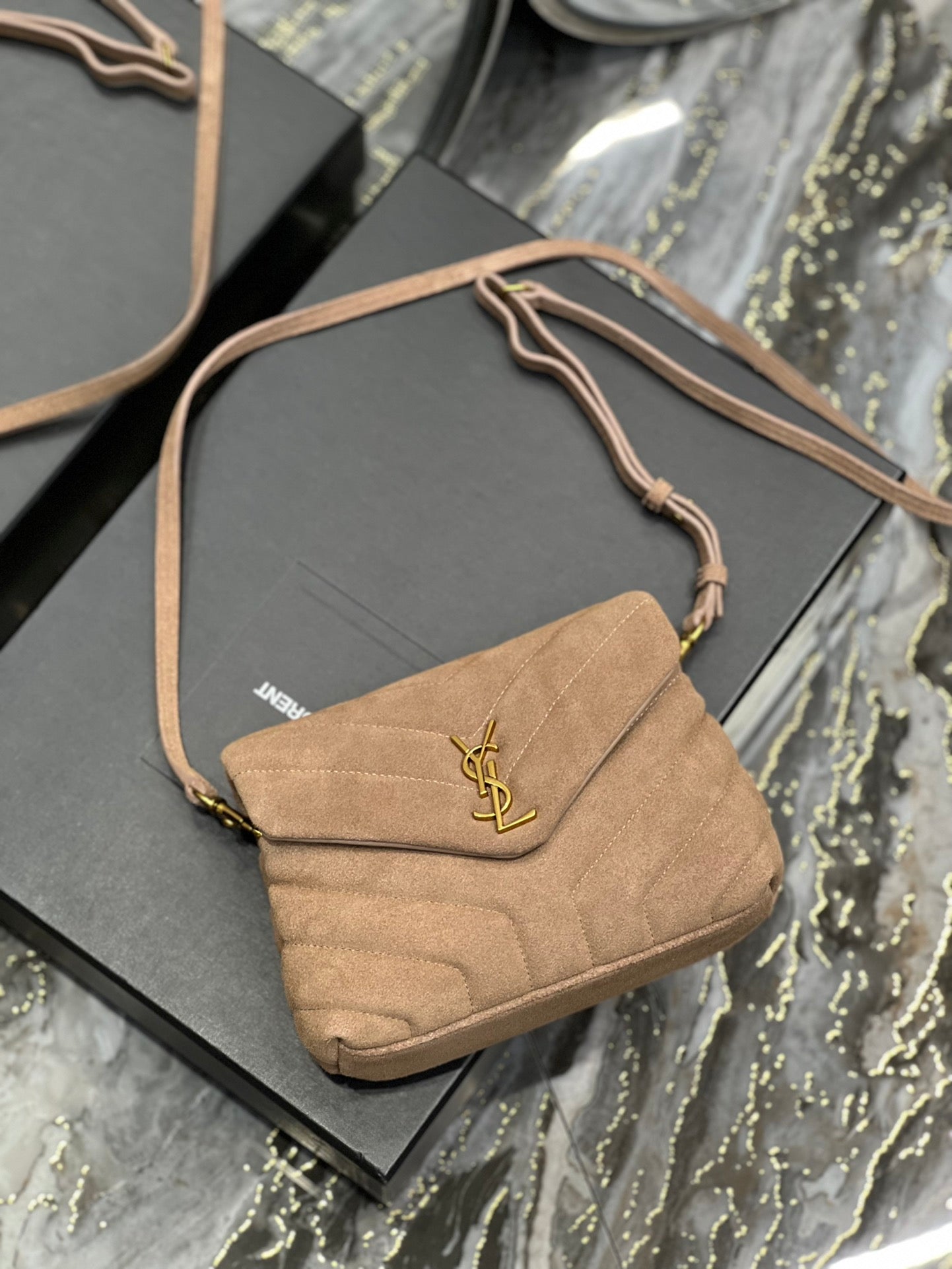 Bolso Loulou Toy YSL - Imagen 6