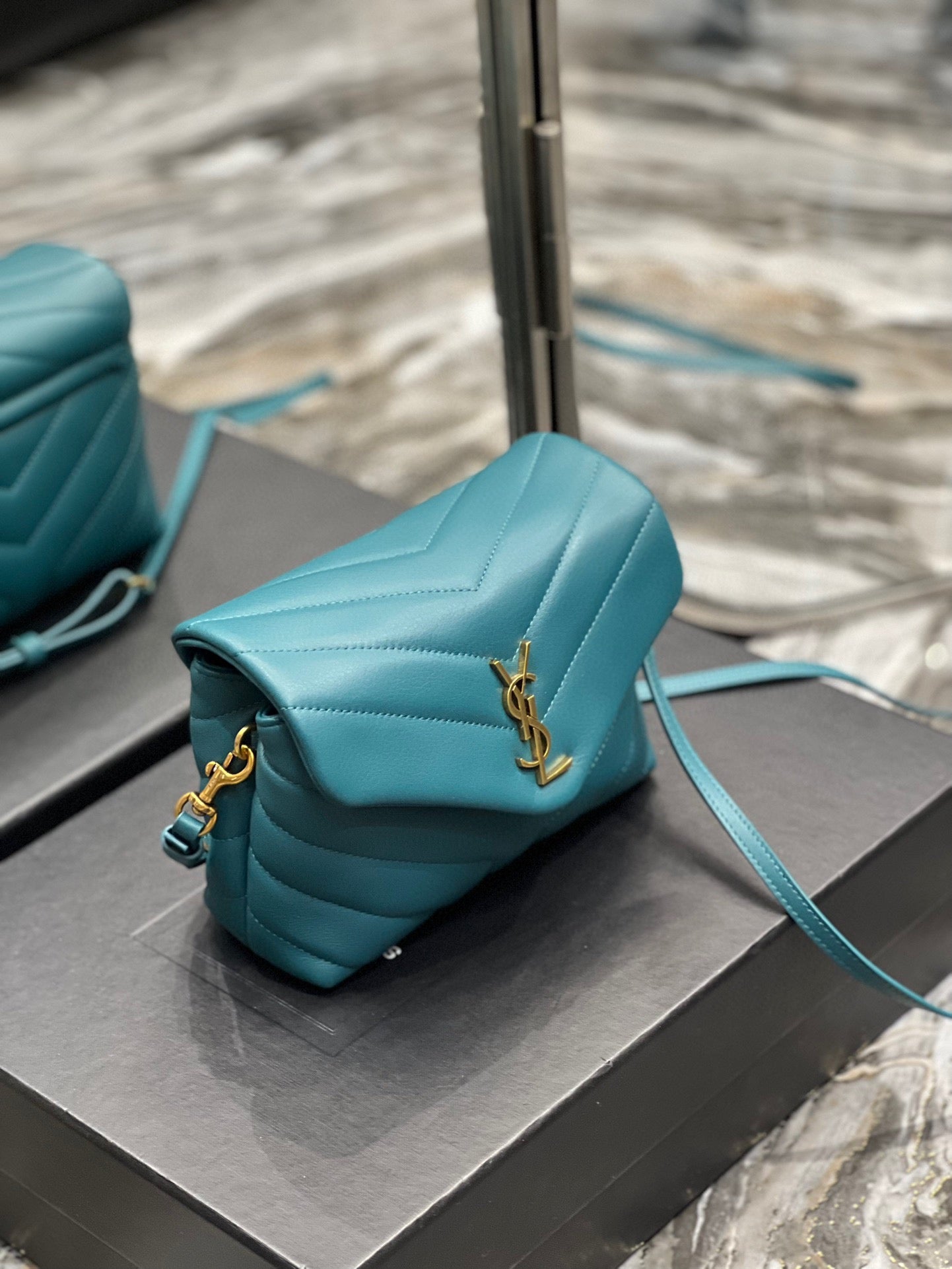 Bolso Loulou Toy YSL - Imagen 3