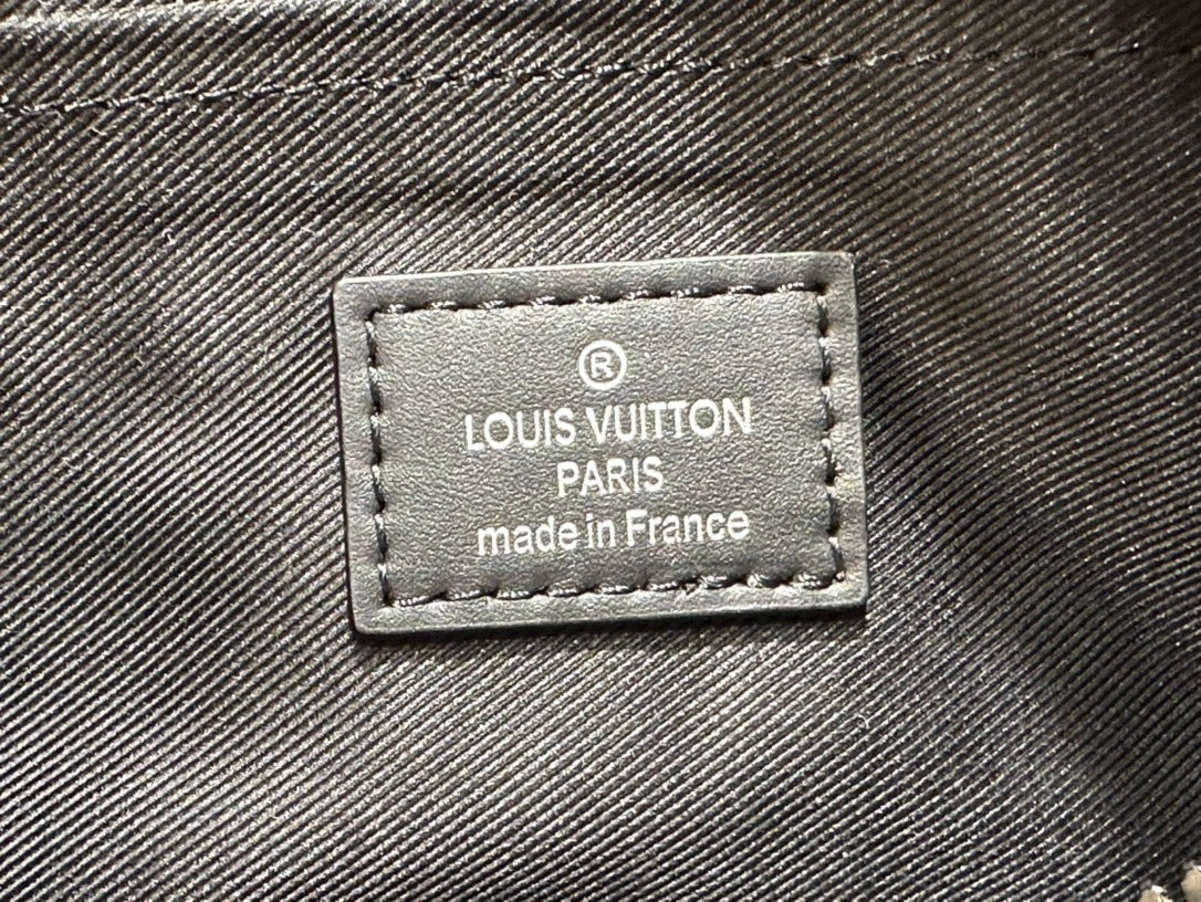 Riñonera Discovery LOUIS VUITTON - Imagen 8